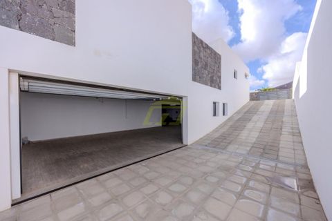 Villa i Costa Teguise, Lanzarote, Costa Teguise - € 975.000 | Ref: P325001 - foto 15