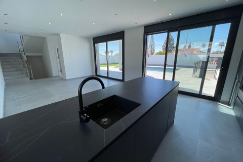 Villa i Ciudad Quesada, Alicante, Ciudad Quesada - € 799.900 | Ref: CM9736 - foto 17