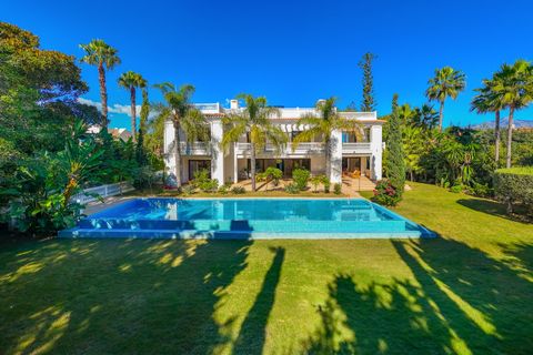 Villa a Estepona, Malaga, Estepona - € 4.750.000 | Ref: PANR-15527 - foto 40