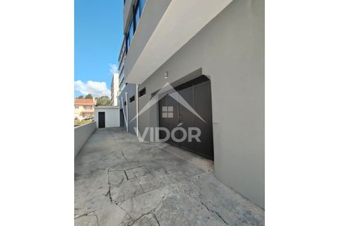 Garage i Fanzeres, Porto, Fanzeres - € 9.900 | Ref: 00.PO.34.002 - foto 1