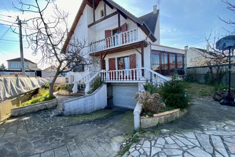 Villa a Blanc-Mesnil, Seine-Saint-Denis, Blanc-Mesnil - € 439.000 | Ref: 403 - foto 2