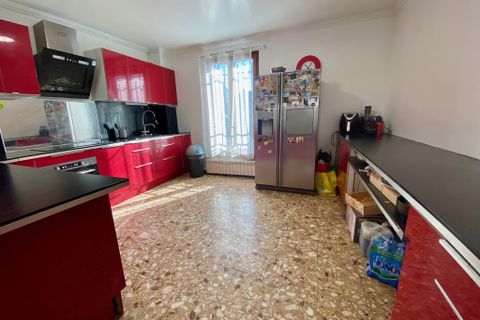 Villa a Blanc-Mesnil, Seine-Saint-Denis, Blanc-Mesnil - € 439.000 | Ref: 403 - foto 4