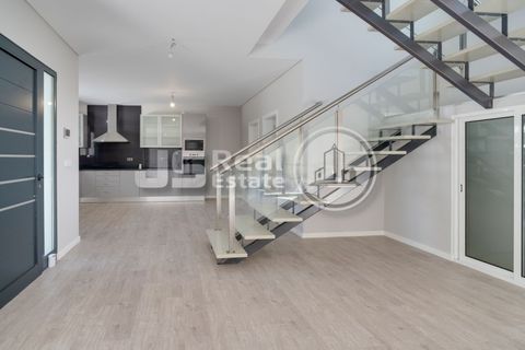 Villa a Sao Roque, Madeira, Sao Roque - € 800.000 | Ref: JS06-M010 - foto 8