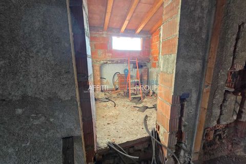 Byhus i Massa, Massa and Carrara, Massa - € 165.000 | Ref: 3350 - foto 4