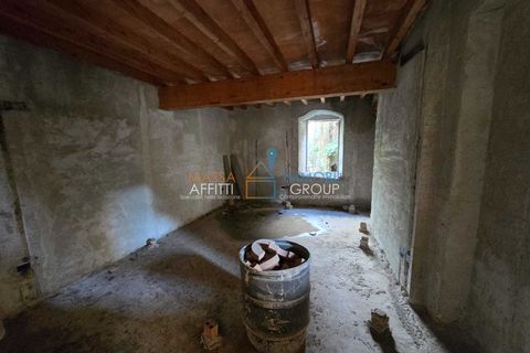 Byhus i Massa, Massa and Carrara, Massa - € 165.000 | Ref: 3350 - foto 13