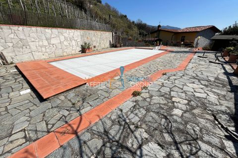 Villa a Massa, Massa and Carrara, Massa - € 900.000 | Ref: 3352 - foto 48