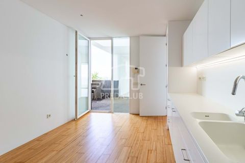 Villa i Funchal, Madeira, Funchal - € 1.150.000 | Ref: 10967-HF-B - foto 12