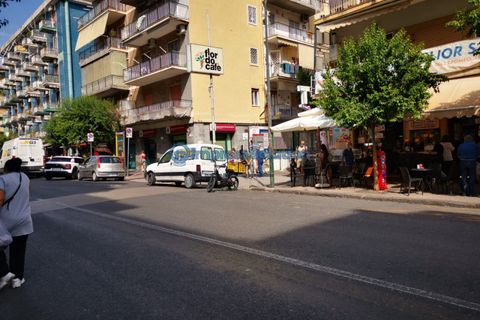 Erhvervsejendom i Naples, Naples, Naples - € 145.000 | Ref: flegreo.a - foto 3
