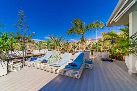Villa a Torviscas, Tenerife, Torviscas - € 1.200.000 | Ref: W-02YXKB - foto 16