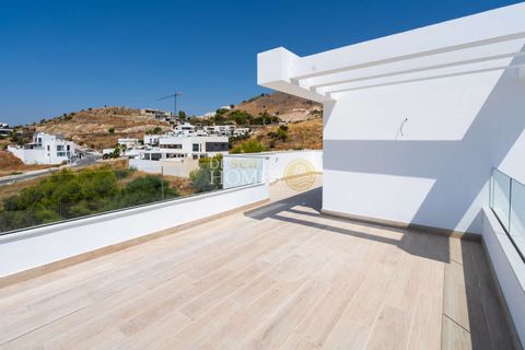 Villa i Nerja, Malaga, Nerja - € 775.000 | Ref: DH30193 - foto 8