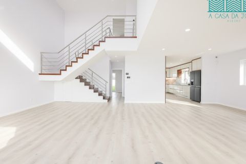 Villa a Aveiro, Aveiro, Aveiro - € 595.000 | Ref: CAS_2096 - foto 2