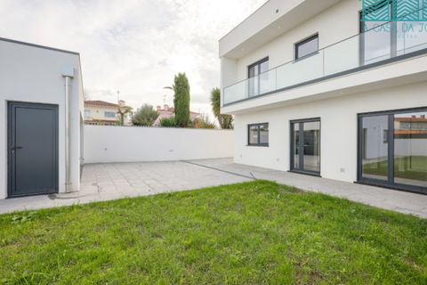 Villa a Aveiro, Aveiro, Aveiro - € 595.000 | Ref: CAS_2096 - foto 42