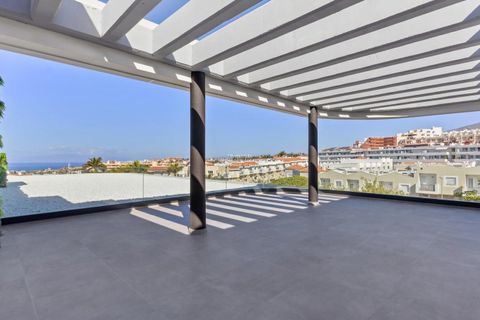 Penthouse in Adeje, Tenerife - photo 2