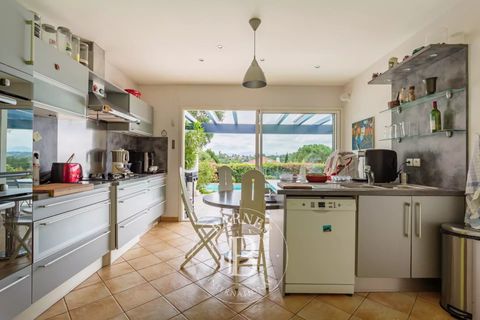 Villa i Arbonne, Pyrenees-Atlantiques, Arbonne - € 1.575.000 | Ref: M1499 - foto 9