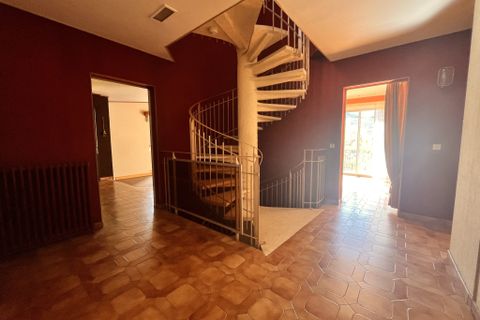 Villa a Arles-sur-Tech, Pyrenees-Orientales, Arles-sur-Tech - € 380.000 | Ref: 6198VGR - foto 3
