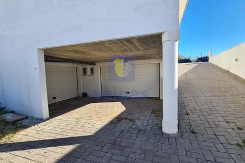 Villa a Ferrel, Leiria, Ferrel - € 2.100/mes | Ref: CAL-216756 - foto 7