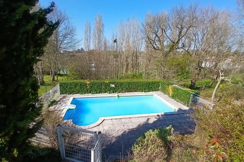 Villa i Montguyon, Charente-Maritime, Montguyon - € 278.000 | Ref: BVI79961 - foto 1