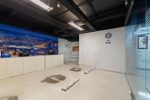 Garatge a Lisbon, Lisbon, Lisbon - € 1.299.000 | Ref: 042250125 - foto 4