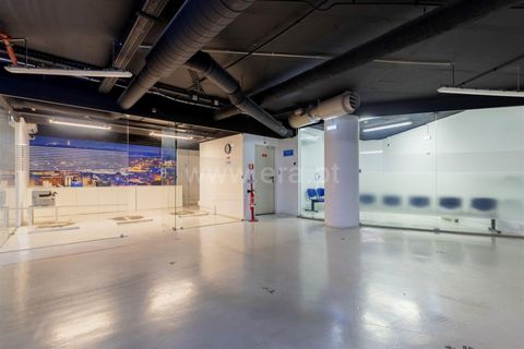 Garatge a Lisbon, Lisbon, Lisbon - € 1.299.000 | Ref: 042250125 - foto 6