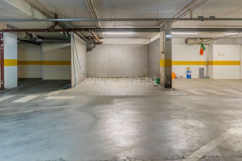 Garatge a Lisbon, Lisbon, Lisbon - € 1.299.000 | Ref: 042250125 - foto 10