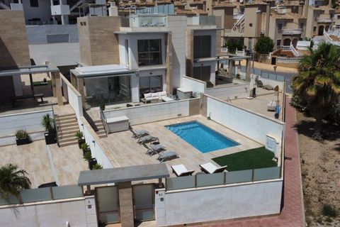 Villa i Villamartin, Alicante - foto 1
