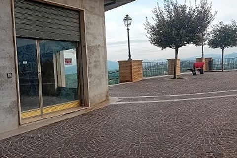 Erhvervsejendom i Orsogna, Chieti, Orsogna - € 48.000 | Ref: OR521 - foto 1
