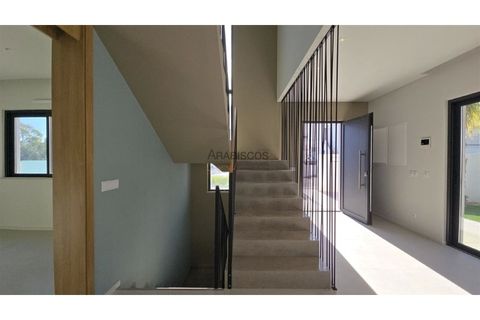 Villa i Alvor, Faro, Alvor - € 890.000 | Ref: AR-6709 - foto 1
