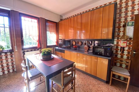 Villa i Como, Como, Como - € 350 000 | Ref: 397 - foto 13