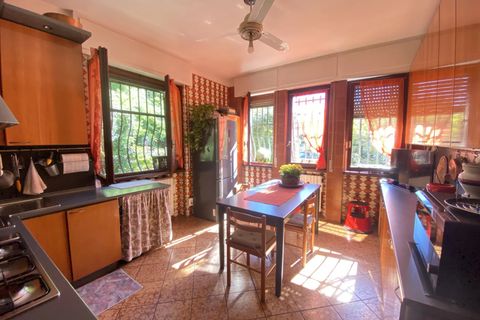 Villa i Como, Como, Como - € 350 000 | Ref: 397 - foto 14