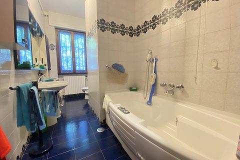 Villa i Como, Como, Como - € 350 000 | Ref: 397 - foto 21