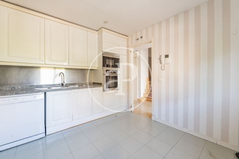 Villa a La Moraleja, Madrid, La Moraleja - € 1.650.000 | Ref: VMN2504001 - foto 11