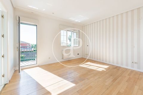 Villa a La Moraleja, Madrid, La Moraleja - € 1.650.000 | Ref: VMN2504001 - foto 12