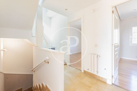 Villa a La Moraleja, Madrid, La Moraleja - € 1.650.000 | Ref: VMN2504001 - foto 30