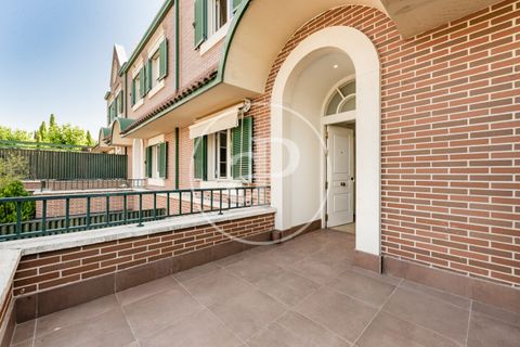 Villa a La Moraleja, Madrid, La Moraleja - € 1.650.000 | Ref: VMN2504001 - foto 39