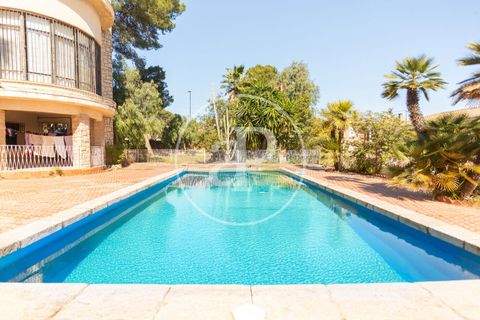Villa a Torrent, Valencia, Torrent - € 890.000 | Ref: VV2504005 - foto 1