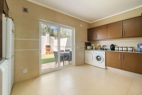 Villa i Alcantarilha, Faro, Alcantarilha - € 395.000 | Ref: C0507-00209 - foto 11