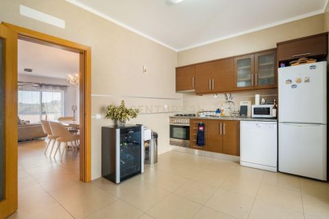 Villa i Alcantarilha, Faro, Alcantarilha - € 395.000 | Ref: C0507-00209 - foto 3
