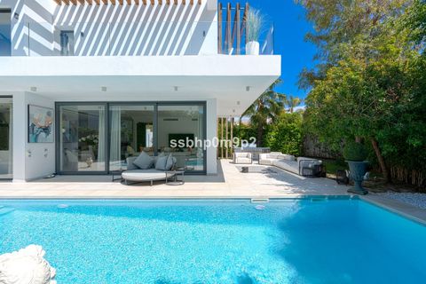 Villa a Estepona, Malaga, Estepona - € 1.900.000 | Ref: R5005288 - foto 2