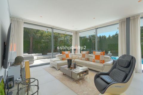 Villa a Estepona, Malaga, Estepona - € 1.900.000 | Ref: R5005288 - foto 3