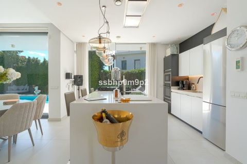 Villa a Estepona, Malaga, Estepona - € 1.900.000 | Ref: R5005288 - foto 7