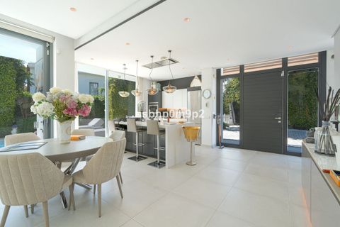 Villa a Estepona, Malaga, Estepona - € 1.900.000 | Ref: R5005288 - foto 9