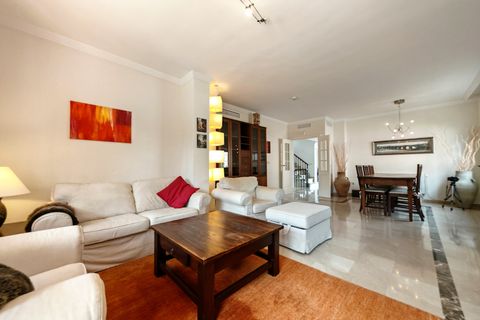 Villa a Marbella, Malaga, Marbella - € 985.000 | Ref: BEMV1469 - foto 4