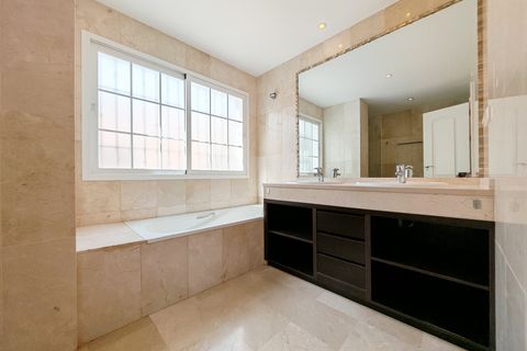 Villa a Marbella, Malaga, Marbella - € 985.000 | Ref: BEMV1469 - foto 11