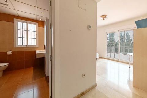 Villa a Marbella, Malaga, Marbella - € 985.000 | Ref: BEMV1469 - foto 14