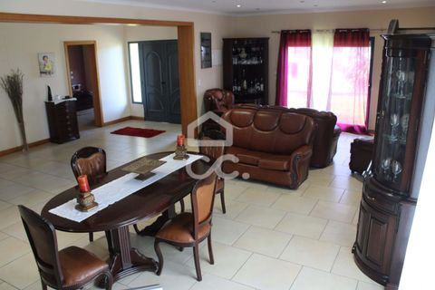 Villa a Lagoa, Sao Miguel, Lagoa - € 599.950 | Ref: 326/M/03666 - foto 5