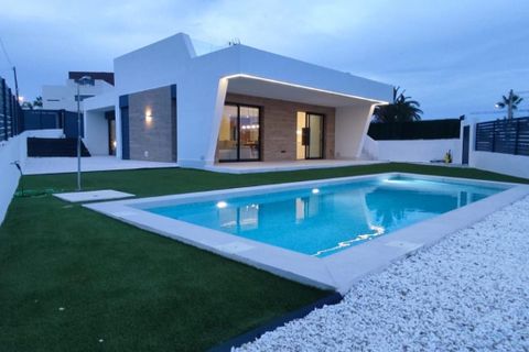 Villa i Ciudad Quesada, Alicante, Ciudad Quesada - € 680.000 | Ref: 12030 - foto 1