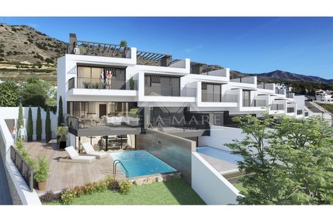 Villa i Nerja, Malaga, Nerja - € 650.000 | Ref: LIVE NERJA V8-2017 - foto 1