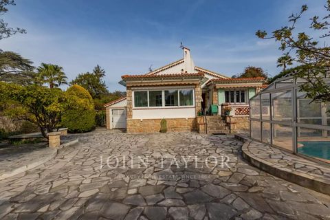 Villa i Antibes, Alpes-Maritimes, Antibes - € 1.995.000 | Ref: V0654AN - foto 2