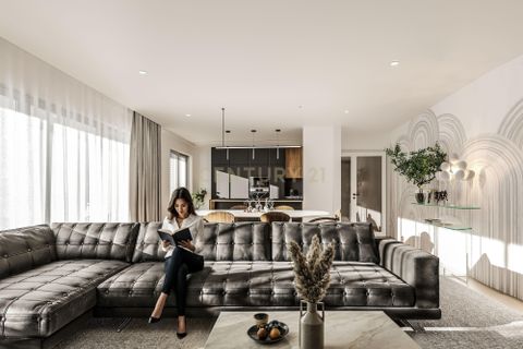 Lejlighed i Carnaxide, Lisbon, Carnaxide - € 795.000 | Ref: C0221-03651 - foto 2