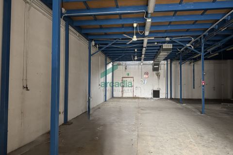 L'establiment comercial a Bitonto, Bari, Bitonto - € 1.050/mes | Ref: 11477/2021 - foto 3